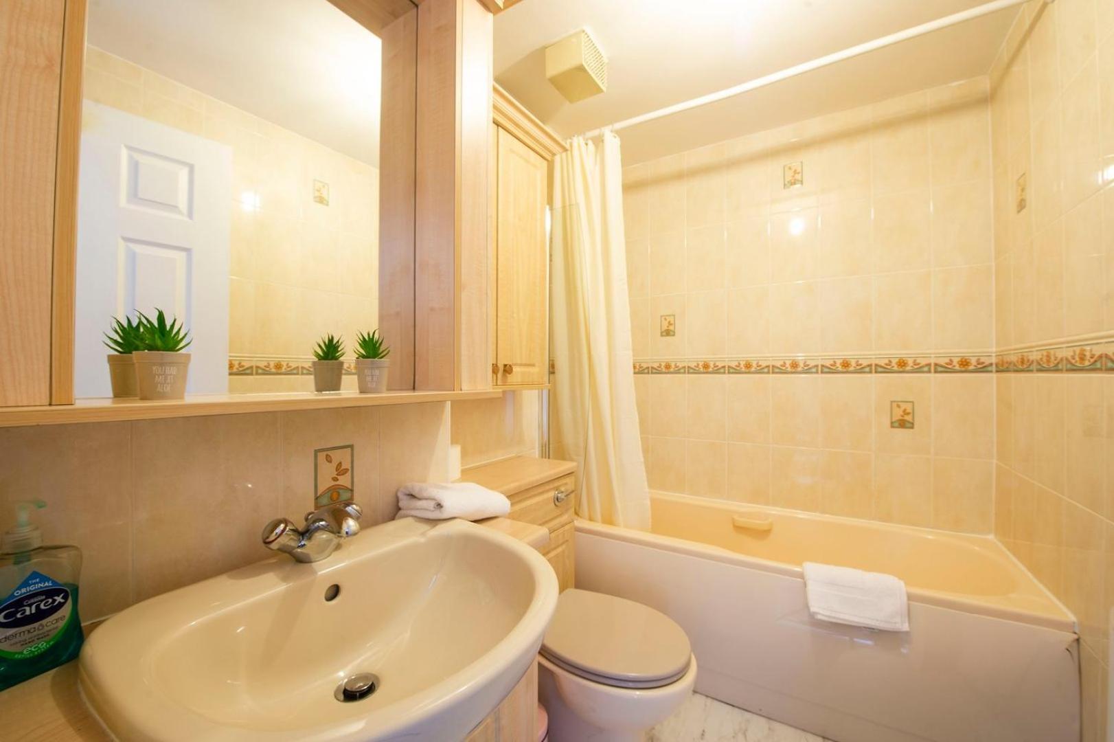 Guestready - Nice 3Bdr Apart W/ Private Parking إدنبرة المظهر الخارجي الصورة